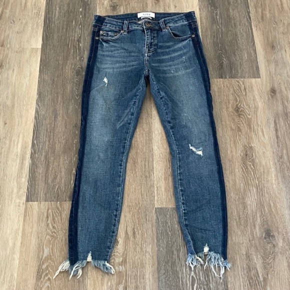 PISTOLA Audrey Sidestripe Distressed Raw Hem Jeans - Picture 4 of 11